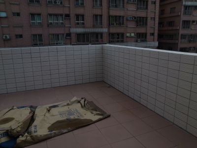 高雄自強路4樓(前)露台完工後1